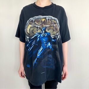 Vintage 1997 Batman & Robin DC Comics graphic t-shirt. 🖤